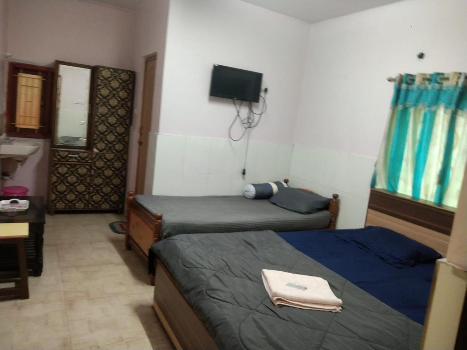 Hp Hotel - Hotel Pentoz Ooty Esterno foto